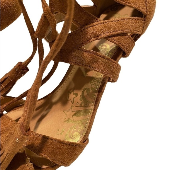 Brash Sexy Lace Up Cut Out Sandy Brown Suede Block Heel Sandal Back Zip Bootie 7 - Picture 6 of 13